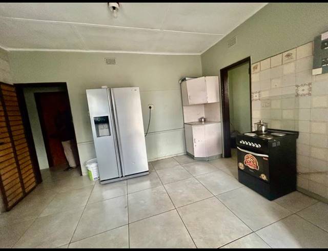 4 BEDROOM HOUSE FOR SALE IN VANDERBIJLPARK CW 3